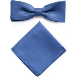 Mucha z poszetką MUN0001286. Niebieskie muszki męskie Giacomo Conti, bez wzorów, eleganckie. Za 69,00 zł.