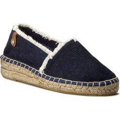 Espadryle TAMARIS - 1-24603-28 Dark Denim 836. Niebieskie espadryle damskie na koturnie Tamaris, bez wzorów, ze skóry ekologicznej, bez obcasa, bez zapięcia. W wyprzedaży za 129,00 zł.