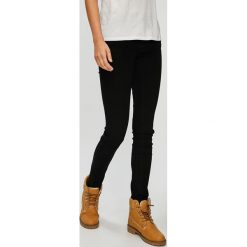Levi's - Jeansy 711. Czarne jeansy damskie skinny marki Levi's®, s, z elastanu. W wyprzedaży za 229,90 zł.