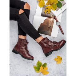 STYLOWE WORKERY. Czerwone botki damskie SMALL SWAN, eleganckie. Za 91,80 zł.