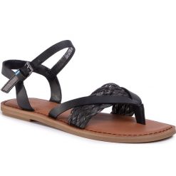 Sandały TOMS - Lexie 10015128 Black Veg Tan. Czarne klapki damskie Toms, bez wzorów, ze skóry ekologicznej, bez obcasa, na obcasie. W wyprzedaży za 229,00 zł.