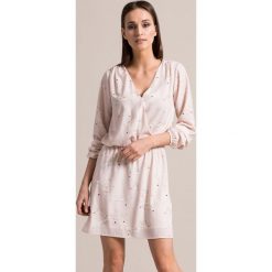 Sukienki hiszpanki: Kiss my dress – Sukienka
