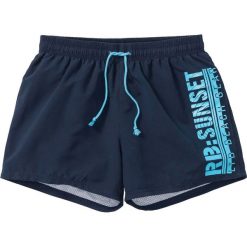 Szorty plażowe Regular Fit bonprix ciemnoniebieski. Niebieskie spodenki i szorty męskie bonprix, s, bez wzorów. Za 74,99 zł.