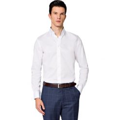 Koszula Biała Verbena. Białe koszule męskie LANCERTO, m, bez wzorów, z bawełny, eleganckie, z kontrastowym kołnierzykiem, bez rękawów. W wyprzedaży za 169,90 zł.
