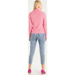 Swetry klasyczne damskie: Q/S designed by Sweter wild pink
