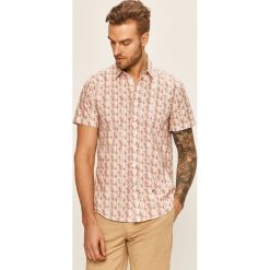 Pepe Jeans - Koszula. Różowe koszule męskie Pepe Jeans, s, bez wzorów, z bawełny, klasyczne, z klasycznym kołnierzykiem, z krótkim rękawem. Za 259,90 zł.
