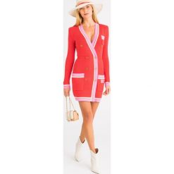 SUKIENKA elisabetta franchi. Czerwone sukienki damskie Elisabetta Franchi, na imprezę, z aplikacjami, z wełny, z włoskim kołnierzykiem, bez rękawów, mini. Za 1084,50 zł.