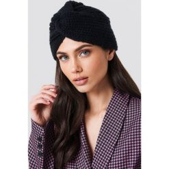 NA-KD Accessories Czapka turban - Black. Czarne czapki zimowe damskie NA-KD Accessories, z dzianiny. Za 48,95 zł.