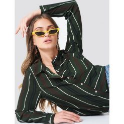 Rut&Circle Koszula w paski Evelyn - Green. Zielone koszule damskie marki Rut&Circle, w paski, z poliesteru, z krótkim rękawem. Za 141,95 zł.