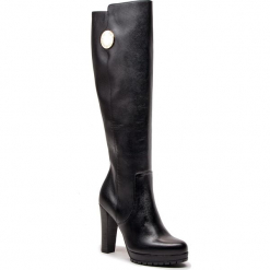 Kozaki EMPORIO ARMANI - X3O158 XF255 00002 Black. Czarne kozaki damskie marki Emporio Armani, ze skóry, bez obcasa, bez zapięcia. W wyprzedaży za 829,00 zł.