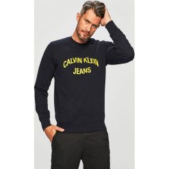 Calvin Klein Jeans - Bluza. Szare bluzy męskie Calvin Klein Jeans, xl, z nadrukiem, z bawełny, z okrągłym kołnierzem, bez rękawów, bez kaptura. W wyprzedaży za 199,90 zł.