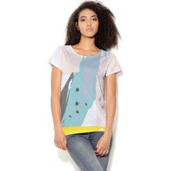 Colour Pleasure Koszulka damska CP-034 26 miętowo-żółto-biała r. XXXL-XXXXL. Białe bluzki damskie marki Colour pleasure. Za 70,35 zł.