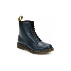 Botki Dr Martens 1460 8 EYE BOOT. Niebieskie botki damskie Dr. Martens, bez obcasa, bez zapięcia. Za 599,99 zł.