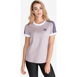 Adidas Originals 3-Stripes Koszulka Fioletowy. Fioletowe koszulki damskie adidas Originals, s, z haftami, z bawełny, bez kołnierzyka, z krótkim rękawem. Za 128,95 zł.