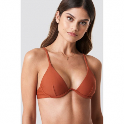NA-KD Swimwear Góra bikini z miseczkami - Brown. Brązowe bikini NA-KD Swimwear. Za 80,95 zł.