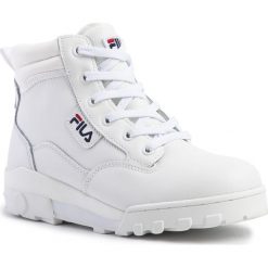 Trapery FILA - Grunge II L Mid Wmn 1010741.1FG White. Białe trapery damskie Fila, ze skóry ekologicznej, klasyczne, bez obcasa, bez zapięcia. W wyprzedaży za 329,00 zł.