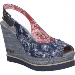 Sandały Wrangler Kelly Indigo Chan WL171682. Niebieskie sandały damskie Wrangler, bez wzorów, bez obcasa, bez zapięcia. Za 208,99 zł.