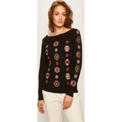 Desigual - Sweter. Czarne swetry damskie Desigual, s, bez wzorów, z wiskozy, z długim rękawem, długie, bez kaptura. W wyprzedaży za 199,90 zł.