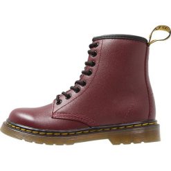 Buty zimowe damskie: Dr. Martens DELANEY SOFTY Botki sznurowane cherry red