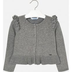 Mayoral - Sweter dziecięcy 92-134 cm. Szare swetry dziewczęce Mayoral, z haftami, z elastanu, z okrągłym kołnierzem, z krótkim rękawem, krótkie, bez kaptura. W wyprzedaży za 79,90 zł.
