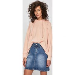 Answear - Bluza. Różowe bluzy damskie ANSWEAR, s, z nadrukiem, z bawełny, bez rękawów, z kapturem. W wyprzedaży za 59,90 zł.
