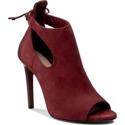 Buty zimowe damskie: Szpilki CARINII – B3896 I39-000-000-B40