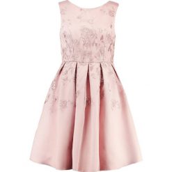 Sukienki: Chi Chi London Curvy DARLENE Sukienka koktajlowa pink