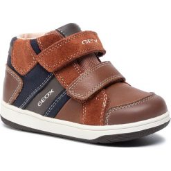 Sneakersy GEOX - B N.Flick B. C B941LC 022AU C0947 D Brown/Navy. Pomarańczowe trampki chłopięce Geox, bez wzorów, z zamszu, bez zapięcia. W wyprzedaży za 199,00 zł.