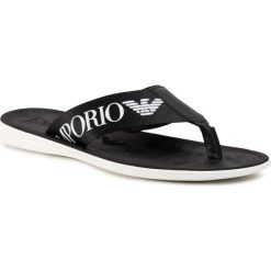 Japonki Emporio Armani X4P082 XL421 L012. Czarne kapcie męskie Emporio Armani. W wyprzedaży za 569,00 zł.