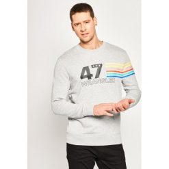 Bluza Wrangler Seasonal W6A5HAX03. Szare bluzy męskie Wrangler, m, bez wzorów, bez kołnierzyka, bez rękawów, bez kaptura. W wyprzedaży za 149,00 zł.