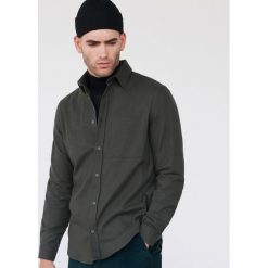 Flanelowa koszula - Zielony. Zielone koszule męskie Reserved, s, bez wzorów, bez kołnierzyka, bez rękawów. Za 169,99 zł.