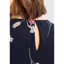Bluzki asymetryczne: Vero Moda VMELENA Bluzka night sky