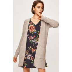 Answear - Kardigan. Pomarańczowe swetry damskie ANSWEAR, s, bez wzorów, z dzianiny, bez rękawów, bez kaptura. W wyprzedaży za 49,90 zł.