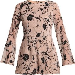 Kombinezony damskie: Missguided PLISSE FLORAL PRINT LONG SLEEVE PLAYSUIT Kombinezon mocha