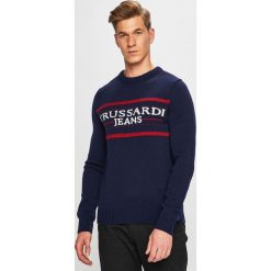Trussardi Jeans - Sweter. Niebieskie swetry męskie Trussardi Jeans, s, bez wzorów, z wełny, z okrągłym kołnierzem, bez kaptura. W wyprzedaży za 299,90 zł.