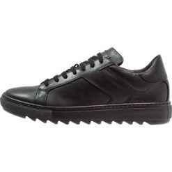 Antony Morato Sneakersy niskie black. Czarne sneakersy męskie Antony Morato, bez zapięcia. Za 669,00 zł.