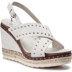 Espadryle XTI - 48922 Offwhite. Szare espadryle damskie Xti, z aplikacjami, z tworzywa sztucznego, bez obcasa, na obcasie. W wyprzedaży za 159,00 zł.