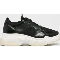 S. Oliver - Buty. Białe buty sportowe damskie S.Oliver, ze skóry. W wyprzedaży za 219,90 zł.