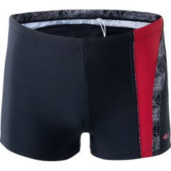 Kąpielówki męskie: AQUAWAVE Kąpielówki męskie Rex Black/Squares Print/Poppy Red r. M