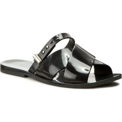 Klapki MELISSA - Diane + Jason Wu Ad 31911 Black 01003. Czarne klapki damskie Melissa, bez wzorów, z tworzywa sztucznego, bez obcasa, na obcasie. W wyprzedaży za 199,00 zł.