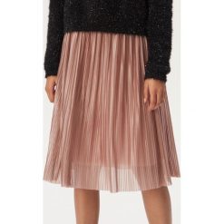 Plisowana spódnica midi - Różowy. Różowe spódniczki damskie Sinsay, s, bez wzorów, midi. Za 59,99 zł.