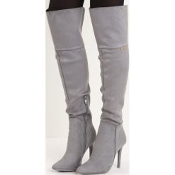 Jasnoszare Kozaki Soren. Czarne buty zimowe damskie marki bonprix, z aplikacjami, na obcasie. Za 144,99 zł.