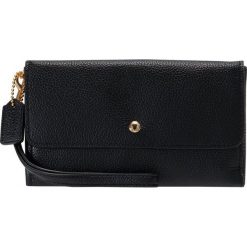 Coach TRIPLE SMALL WRISTLET Portfel black. Czarne portfele damskie marki Coach. Za 569,00 zł.