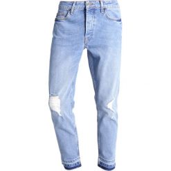 Topman Jeansy Zwężane mid blue. Niebieskie jeansy męskie marki Topman. W wyprzedaży za 183,20 zł.