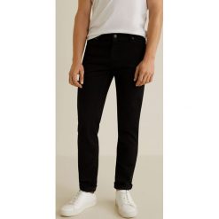 Mango Man - Jeansy Jan. Szare jeansy męskie marki Mango Man, bez wzorów. Za 139,90 zł.