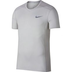 Koszulka do biegania męska NIKE COOL MILER TOP SHORT SLEEVE / 892994-100 - MILER TOP SHORT 2018. Szare t-shirty męskie marki Nike, m, do biegania. Za 111,00 zł.