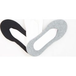 Skarpetki balerinki 3 pack - Kremowy. Białe kapcie damskie Reserved, bez wzorów. Za 29,99 zł.