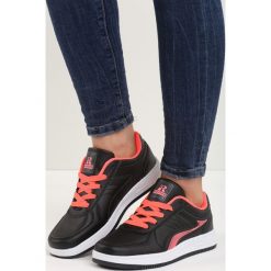 Czarno-Fuksjowe Buty Sportowe Sing with Me. Czarne buty sportowe damskie marki Born2be. Za 79,99 zł.
