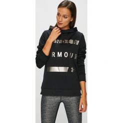 Under Armour - Bluza. Czarne bluzy damskie z kapturem marki Under Armour, s, z nadrukiem, z poliesteru. W wyprzedaży za 219,90 zł.