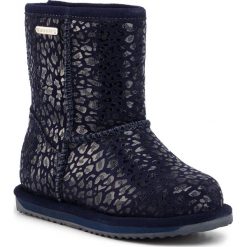 Buty EMU AUSTRALIA - Leopard Brumby K11333 Midnight. Niebieskie śniegowce dziewczęce EMU Australia, bez zapięcia. W wyprzedaży za 229,00 zł.